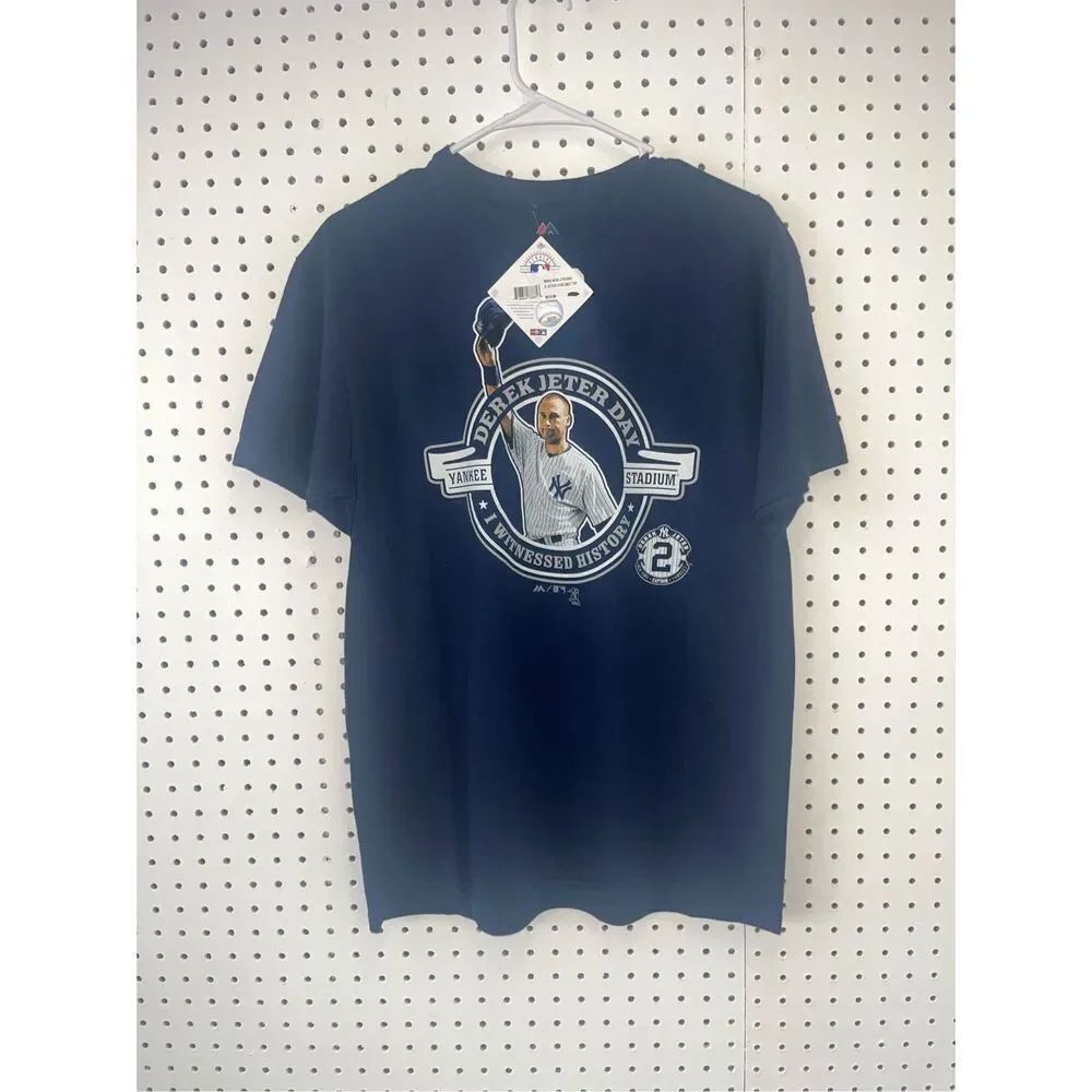 New York Yankee Derek Jeter shirt